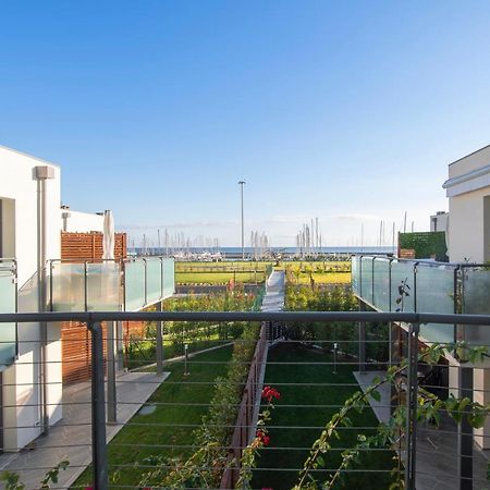 Ferienwohnung H11 Luxury 9A - Porto - Piscina - Jacuzzi Santo Stefano al Mare Exterior foto