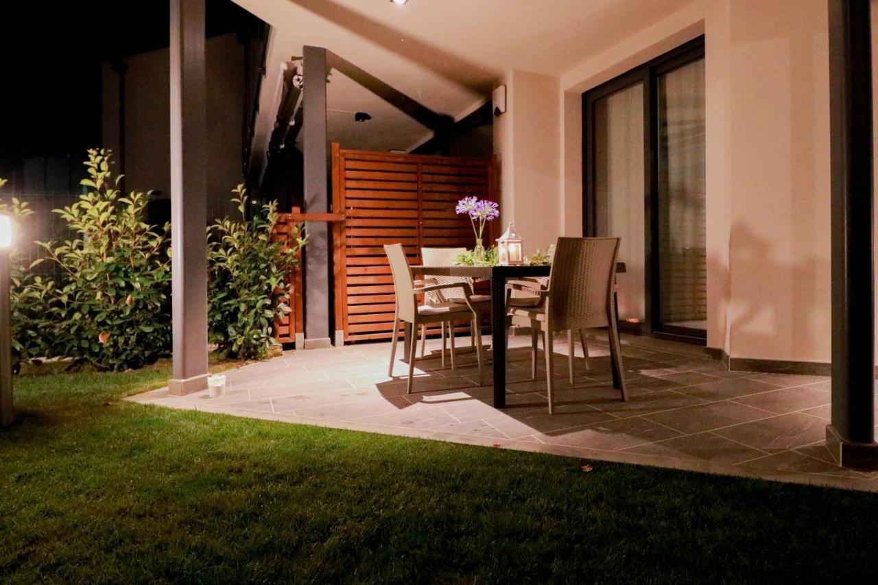 Ferienwohnung H11 Luxury 9A - Porto - Piscina - Jacuzzi Santo Stefano al Mare Exterior foto