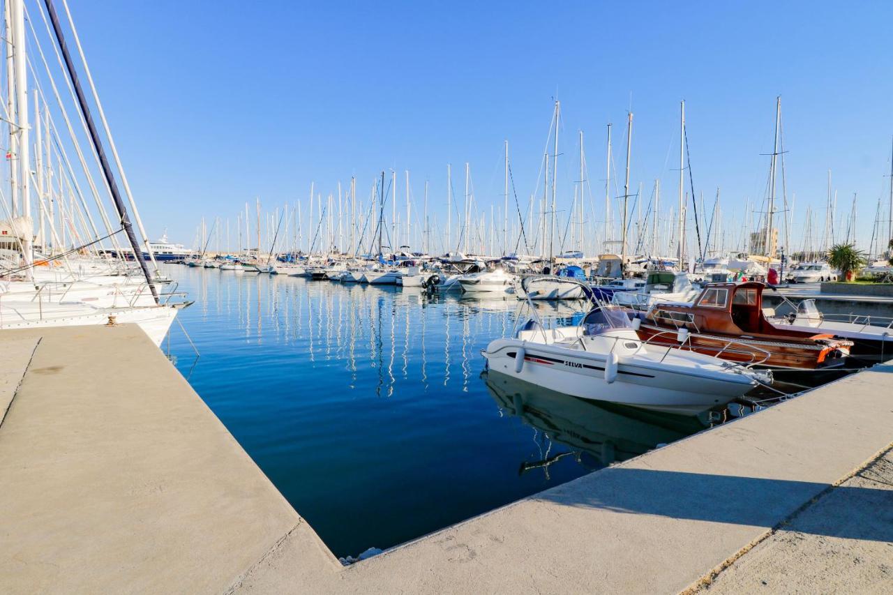 Ferienwohnung H11 Luxury 9A - Porto - Piscina - Jacuzzi Santo Stefano al Mare Exterior foto