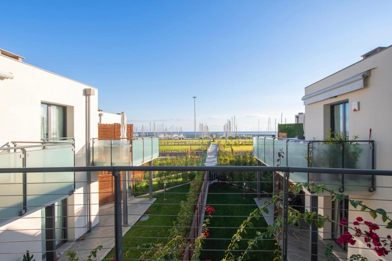 Ferienwohnung H11 Luxury 9A - Porto - Piscina - Jacuzzi Santo Stefano al Mare Exterior foto